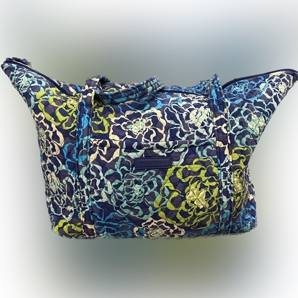 Vera Bradley | Katalina Blues Miller Travel Bag - Picture 3 of 8